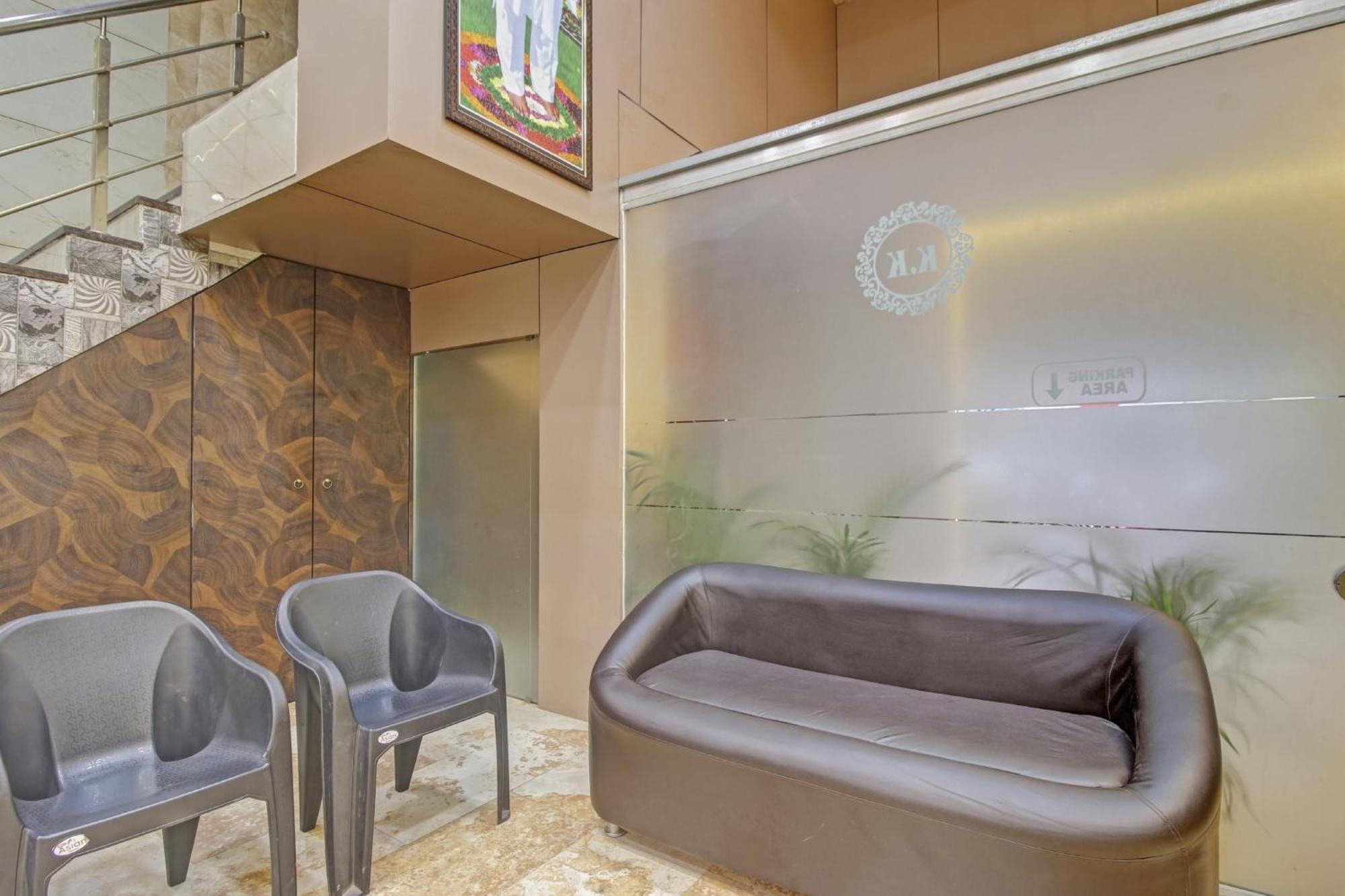 Hotel Ambedkar Kalyān 外观 照片